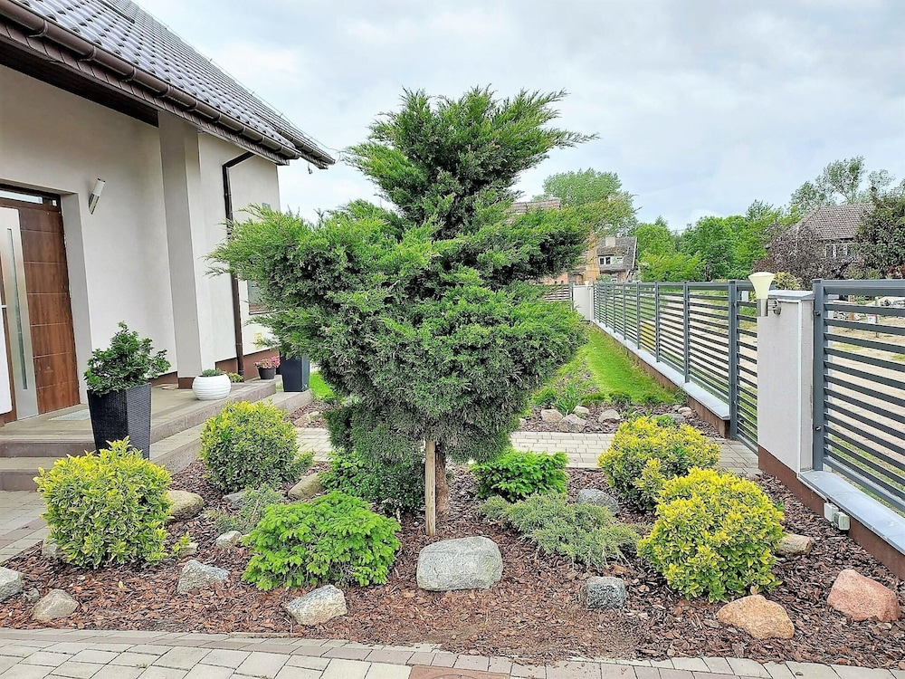 Apartment With a Swimming Pool in Stepniczka