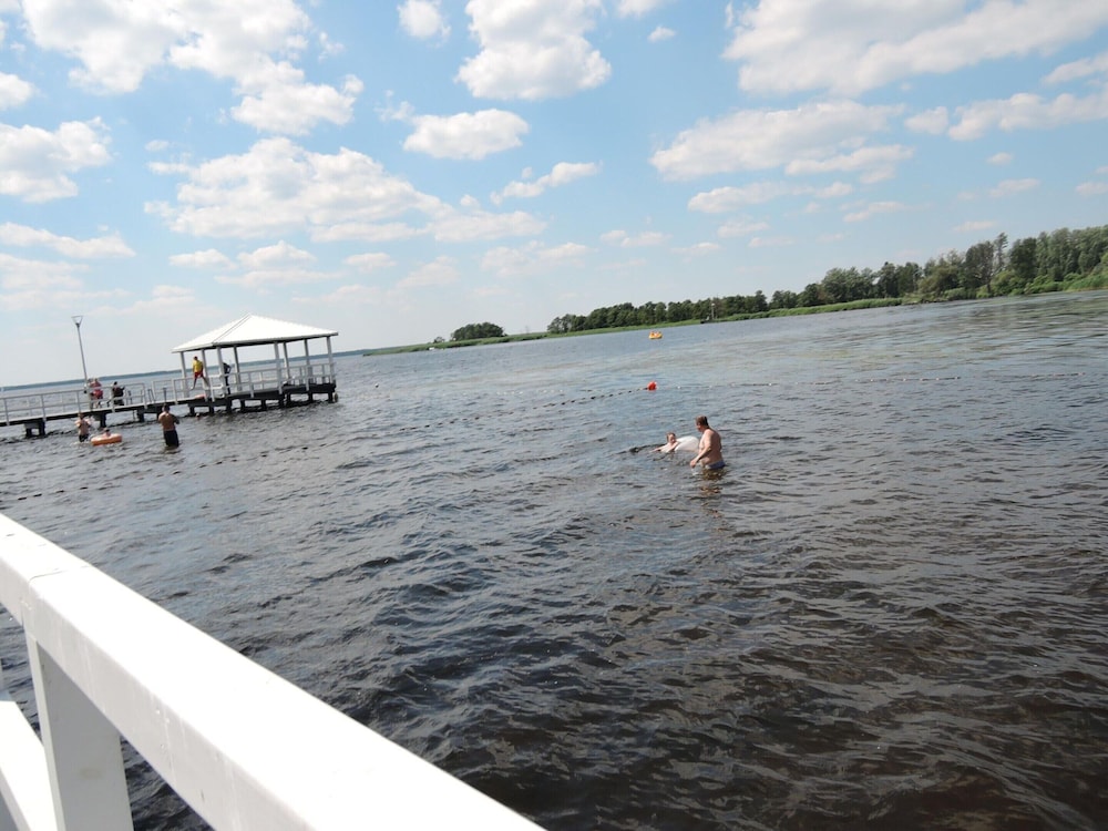 Apartment With a Swimming Pool in Stepniczka