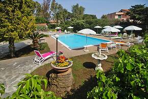 Loano Apartment With Pool for 6