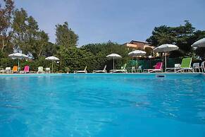 Loano Apartment With Pool for 6