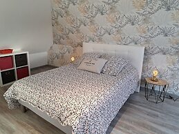 Holiday Home 10 Pers., Panoramic sea View, Cleder