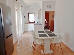 Apartment in Starigrad Near Paklenica