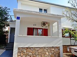 Apartment in Starigrad Near Paklenica
