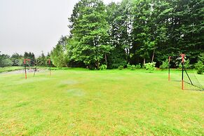 Comfortable, Large Holiday Home With a Garden