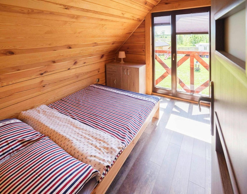 Comfortable Holiday Homes With Jacuzzi, Niechorze