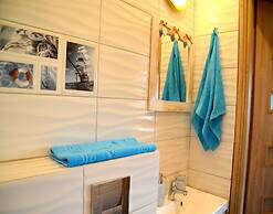 Comfortable Holiday Homes With Jacuzzi, Niechorze