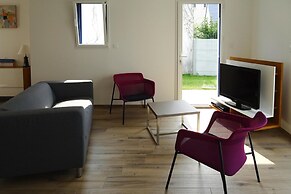 Holiday Home Morgat Near Sandy Beach