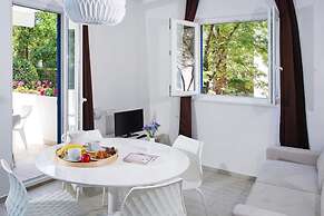 Apartment in Korculla With Pool