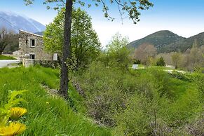 Charming Stone Cottage, Savoillans