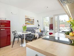 Comfortable Apartment, Pool, Close to the Beach