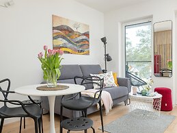 Comfortable Apartment, Pool, Close to the Beach