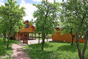 Detached Cottages by the Lake, Lubin