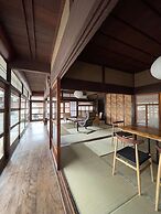 Hayase House