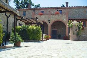 Apartment in Volterra With Panoramic Views