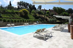 Apartment Near Volterra With Panoramic Views