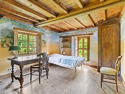Norman Manor House 8-10 Pers