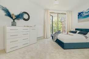 Beachfront Apartment With Indoor Pool and Sauna