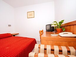 Apartments in Zaton With Pool