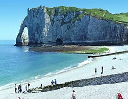 Apartment in Normandy Near Pebble Beach