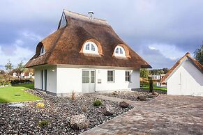 House by Bodden Lagoon With Sauna