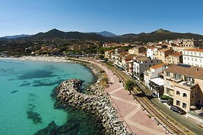 Romantic Getaway in L'ile-rousse