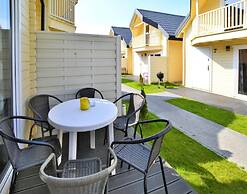Large Holiday Homes, Swimming Pool, Jacuzzi