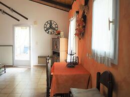 Chalet by Mont Ventoux With Stunning Views