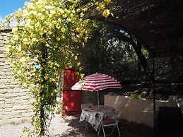 Chalet by Mont Ventoux With Stunning Views