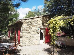 Chalet by Mont Ventoux With Stunning Views