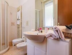 Residence Casa & Vela With Private Beach, Oggebbio