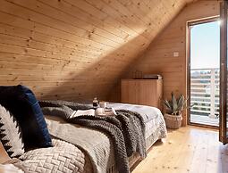 Holiday Homes With Pool, Attractions for Children