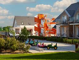 Holiday Homes With Pool, Attractions for Children