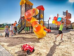 Holiday Homes With Pool, Attractions for Children