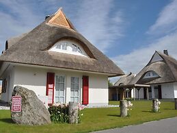 Reetdachhaus am Bodden mit Sauna