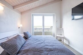 Exklusiv Eingerichtetes Ferienhaus in Strandnahe