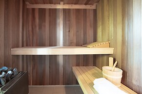 Exklusiv Eingerichtetes Ferienhaus in Strandnahe