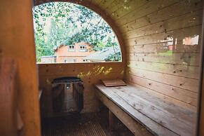 Large Holiday Villa With Sauna, Jacuzzi and Pool
