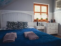 Large Holiday Villa With Sauna, Jacuzzi and Pool
