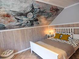 Large Holiday Villa With Sauna, Jacuzzi and Pool