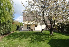 Semi-detached House, Brehal