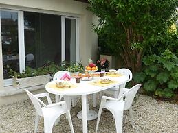 Holiday Home in Arromanches by Sandy Beach