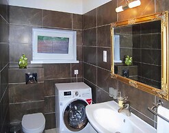 Comfortable Holiday Home With Summer Pool + Sauna