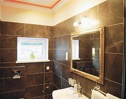 Comfortable Holiday Home With Summer Pool + Sauna