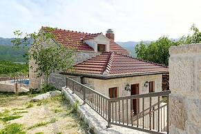 Stone House in Makarska With Pool & Mountain View
