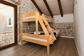 Stone House in Makarska With Pool & Mountain View