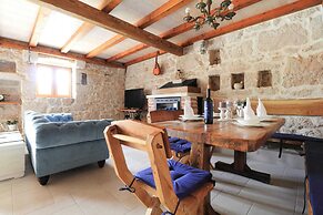 Stone House in Makarska With Pool & Mountain View