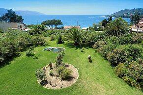 Tiuccia Beachside Apartment for 6