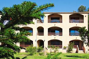 Tiuccia Beachside Apartment for 6