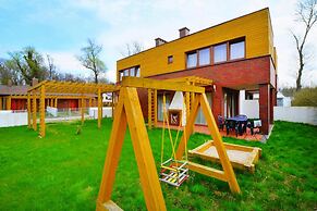 Comfortable Holiday Home With a Private Garden