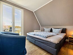 Apartment by Lake Muritz With Marina Views
